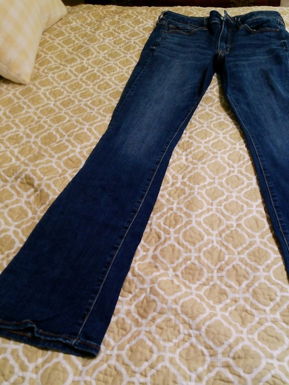AMERICAN EAGLE JEANS BOOT FLARE LEG SIZE 8 LONG GOOD CONDITION